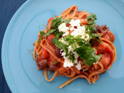 Recipe Linguine with cherry tomatoes, capers, and olives - FRIJE