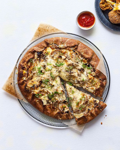 Recipe Rustic Onion, Raclette, and Mustard Tart - FRIJE