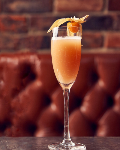 Recipe Bellini, a cocktail made in Venice - FRIJE