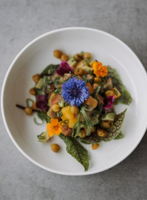 Recipe Eggplant and Chickpea Salad - FRIJE